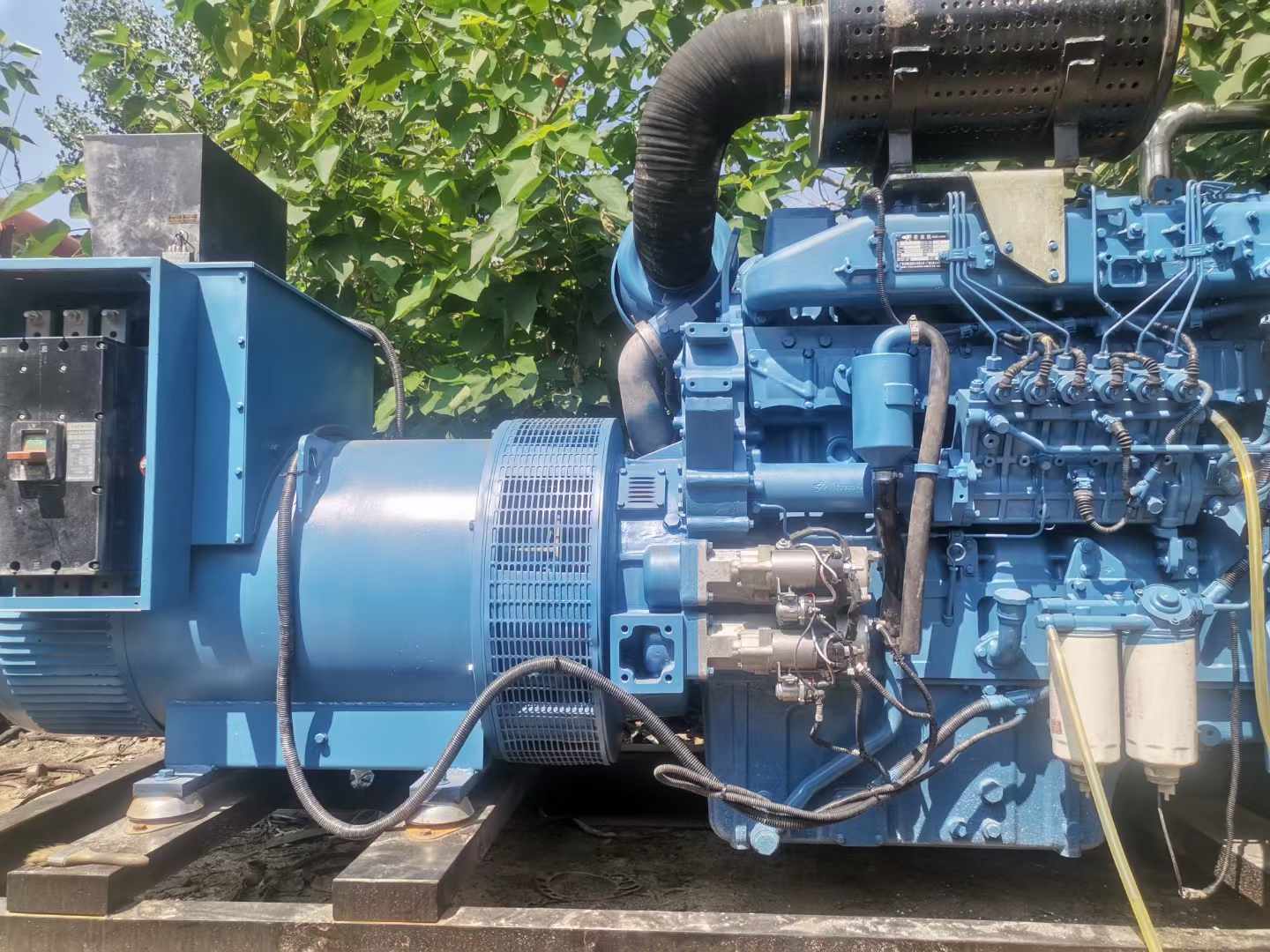 德阳详细说明降低 800kW 柴油发电机输出电流波动的方法