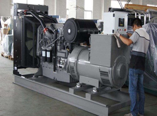 德阳柴油发电机空气滤清器堵塞会对发电机组产生哪些影响？