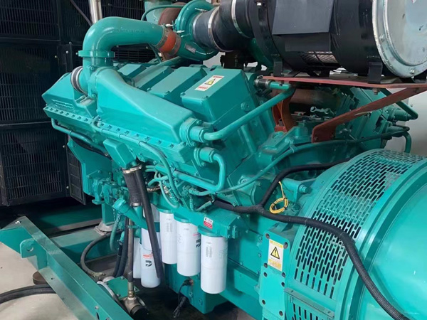 德阳更换100kW柴油发电机组机油时，需要注意哪些事项？